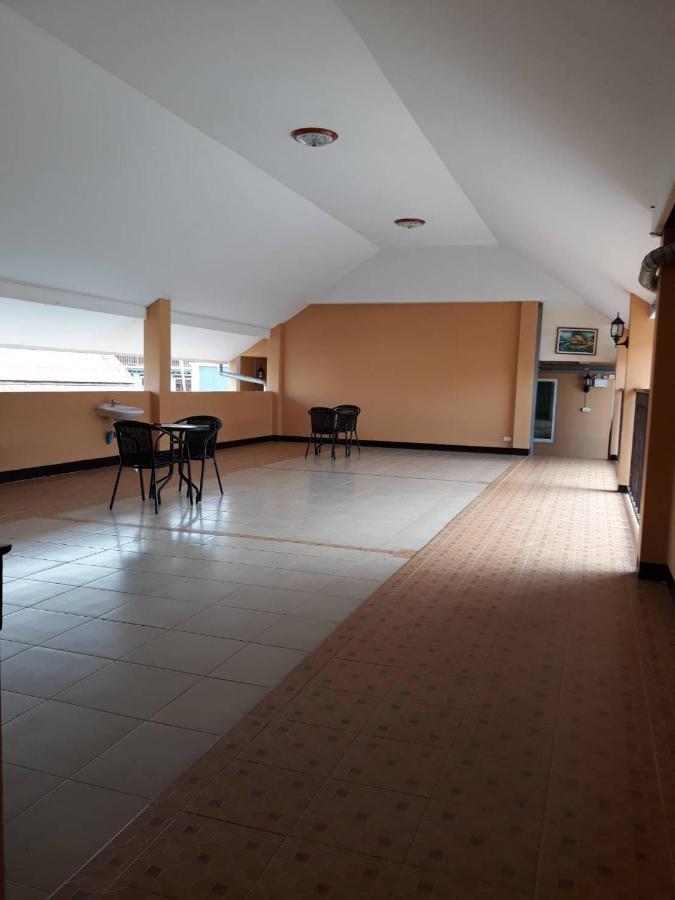 A.N. House Hotel Chiang Mai Buitenkant foto