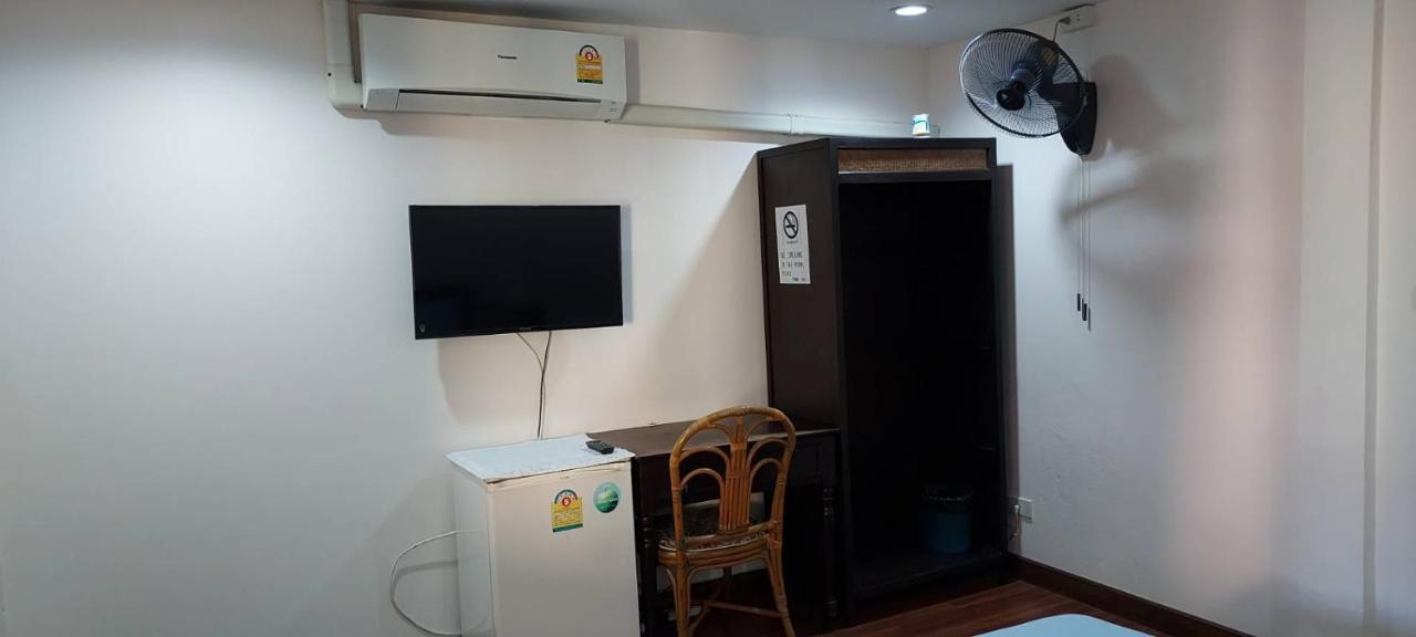 A.N. House Hotel Chiang Mai Buitenkant foto